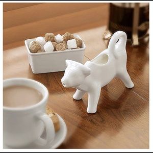 Ceramic cow creamer